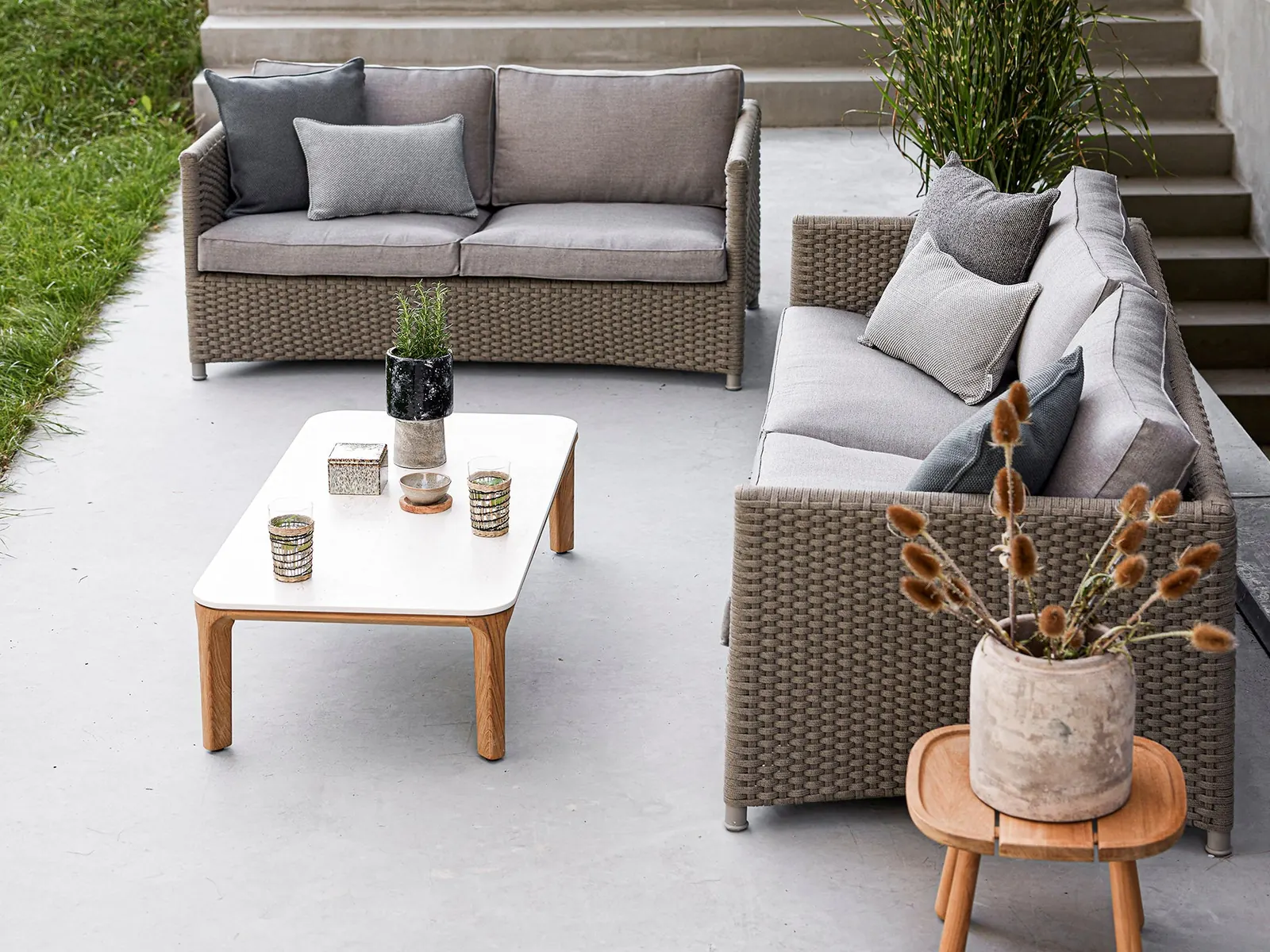 Cane-line Diamond 2-seater sofa, sofá de exterior en Cane-line Weave