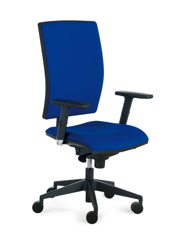 Silla operativa New Passion Tapizada de Luyando